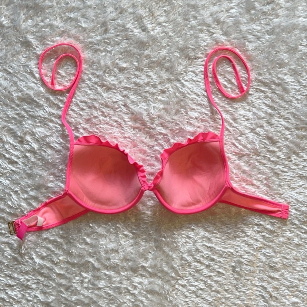 Victoria’s Secret Ruffled Bikini Top - Picture 5 of 8